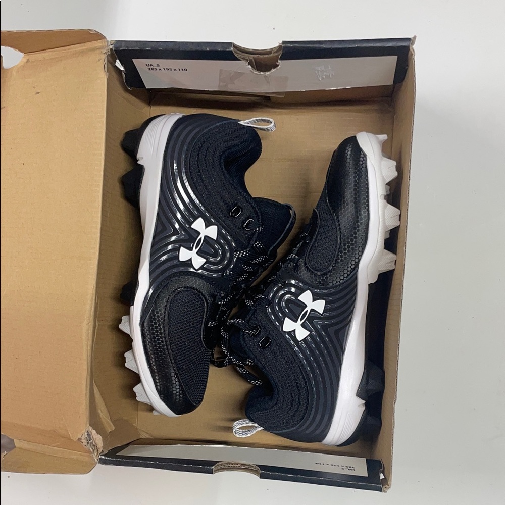 Under Armour Kids Black and White Soccer Cleats
